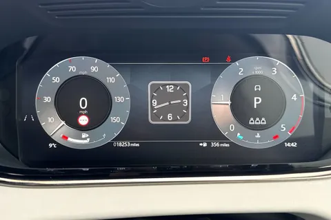 KT74VXS Land Rover Range Rover Evoque 2.0 D200 Dynamic HSE 5dr Thumbnail #18