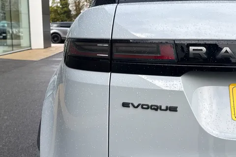 KT74VXS Land Rover Range Rover Evoque 2.0 D200 Dynamic HSE 5dr Thumbnail #28