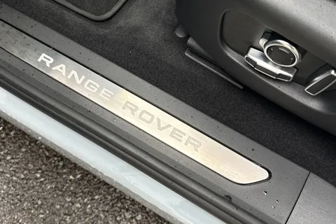 KT74VXS Land Rover Range Rover Evoque 2.0 D200 Dynamic HSE 5dr Thumbnail #44