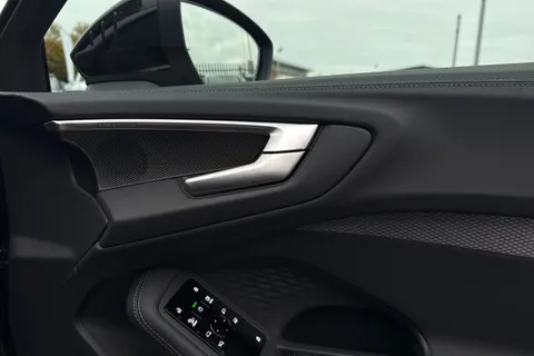 Audi A5 Avant 2.0 TDI S line S Tronic Euro 6 (s/s) 5dr Thumbnail #21