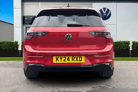 KY24RXD Volkswagen Golf 1.5TSI 150PS Hatch ⭐Black Pack, Sunroof, DCC, Keyless, Winter Pack, Towbar⭐ Thumbnail #8
