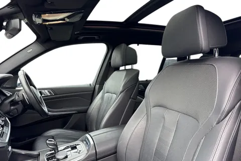 WK20ZVJ BMW X5 3.0 30d M Sport Auto xDrive Euro 6 (s/s) 5dr Thumbnail #11