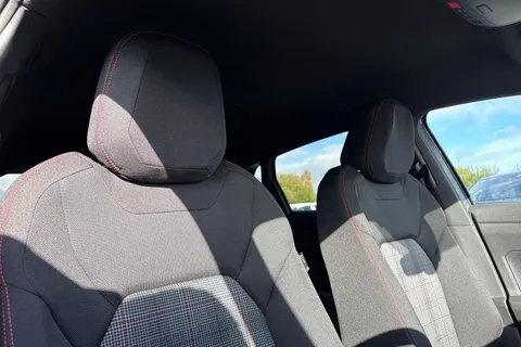  Volkswagen Polo 2.0 TSI GTI DSG Euro 6 (s/s) 5dr Thumbnail #21