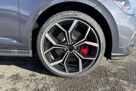  Volkswagen Polo 2.0 TSI GTI DSG Euro 6 (s/s) 5dr Thumbnail #24