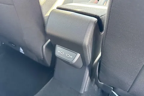  Volkswagen Polo 2.0 TSI GTI DSG Euro 6 (s/s) 5dr Thumbnail #28