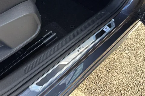  Volkswagen Polo 2.0 TSI GTI DSG Euro 6 (s/s) 5dr Thumbnail #30