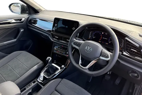  Volkswagen T-Roc 1.0 TSI Style Design Euro 6 (s/s) 5dr Thumbnail #14
