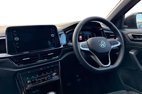  Volkswagen T-Roc 1.0 TSI Style Design Euro 6 (s/s) 5dr Thumbnail #18