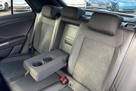  Volkswagen T-Roc 1.0 TSI Style Design Euro 6 (s/s) 5dr Thumbnail #19