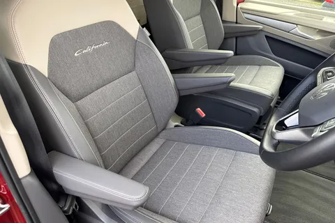 PK25AOC Volkswagen California Ocean 245 PS 1.5 eHybrid 6-Speed DSG 4MOTION Thumbnail #45