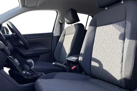  Volkswagen T-Cross 1.0 TSI Match DSG Euro 6 (s/s) 5dr Thumbnail #16