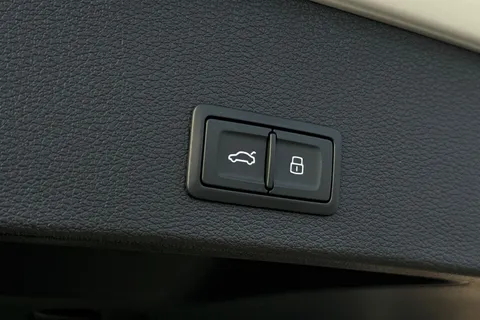  Audi Q2 1.5 TFSI CoD 35 Black Edition S Tronic Euro 6 (s/s) 5dr Thumbnail #25