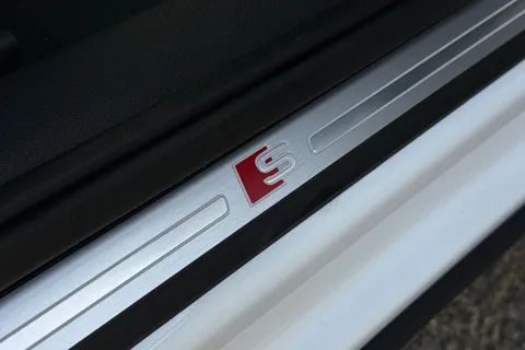  Audi Q2 1.5 TFSI CoD 35 Black Edition S Tronic Euro 6 (s/s) 5dr Thumbnail #27