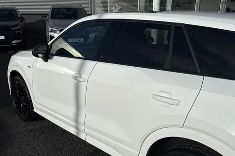  Audi Q2 1.5 TFSI CoD 35 Black Edition S Tronic Euro 6 (s/s) 5dr Thumbnail #31