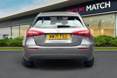MW71TSZ Mercedes-Benz A Class 1.3 A180 SE Euro 6 (s/s) 5dr Thumbnail #5