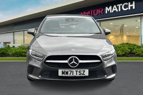 MW71TSZ Mercedes-Benz A Class 1.3 A180 SE Euro 6 (s/s) 5dr Thumbnail #6