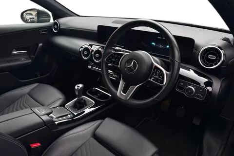 MW71TSZ Mercedes-Benz A Class 1.3 A180 SE Euro 6 (s/s) 5dr Thumbnail #8