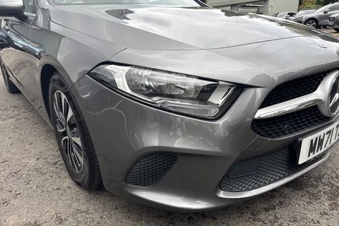 17 of 50 for Mercedes-Benz A Class 1.3 A180 SE Euro 6 (s/s) 5dr