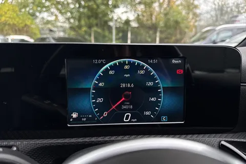 32 of 50 for Mercedes-Benz A Class 1.3 A180 SE Euro 6 (s/s) 5dr