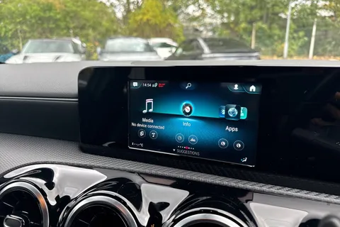 38 of 50 for Mercedes-Benz A Class 1.3 A180 SE Euro 6 (s/s) 5dr