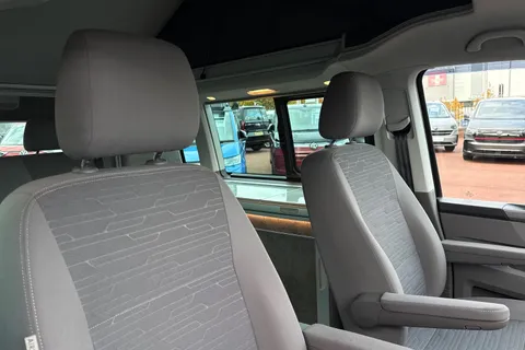 23 of 63 for Volkswagen California 2.0 TDI Ocean 204 4dr 4MOTION DSG-Diff Lock