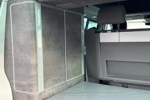 42 of 63 for Volkswagen California 2.0 TDI Ocean 204 4dr 4MOTION DSG-Diff Lock