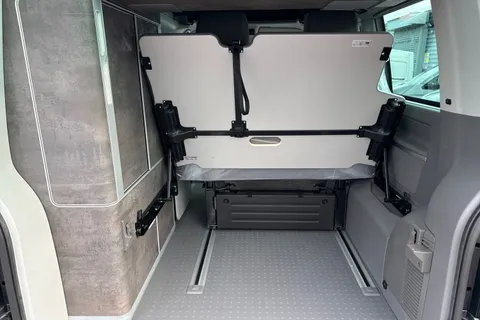 45 of 63 for Volkswagen California 2.0 TDI Ocean 204 4dr 4MOTION DSG-Diff Lock