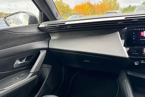 DF24HFP PEUGEOT 308 1.6 12.4kWh GT e-EAT Euro 6 (s/s) 5dr Thumbnail #20