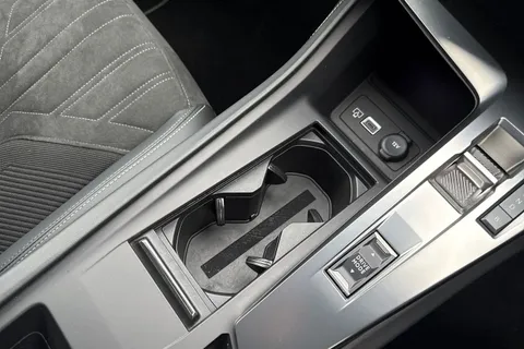 DF24HFP PEUGEOT 308 1.6 12.4kWh GT e-EAT Euro 6 (s/s) 5dr Thumbnail #59