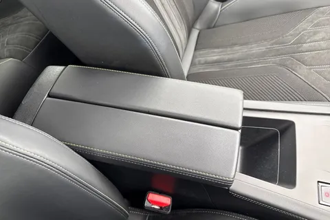 DF24HFP PEUGEOT 308 1.6 12.4kWh GT e-EAT Euro 6 (s/s) 5dr Thumbnail #60