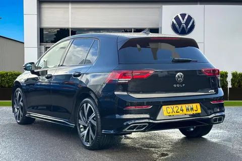 CX24WWJ Volkswagen Golf 1.5 eTSI 150 R-Line 5dr DSG ⭐Sunroof, Winter Pack, 18 Bergamo Alloys ⭐ Thumbnail #3