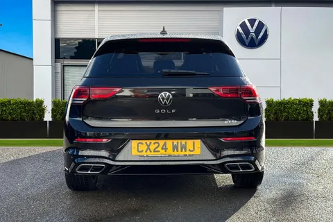CX24WWJ Volkswagen Golf 1.5 eTSI 150 R-Line 5dr DSG ⭐Sunroof, Winter Pack, 18 Bergamo Alloys ⭐ Thumbnail #5