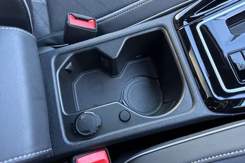 CX24WWJ Volkswagen Golf 1.5 eTSI 150 R-Line 5dr DSG ⭐Sunroof, Winter Pack, 18 Bergamo Alloys ⭐ Thumbnail #40