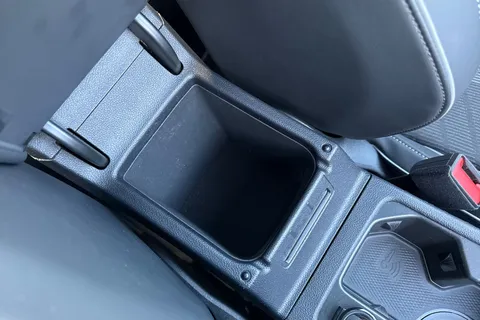 CX24WWJ Volkswagen Golf 1.5 eTSI 150 R-Line 5dr DSG ⭐Sunroof, Winter Pack, 18 Bergamo Alloys ⭐ Thumbnail #41