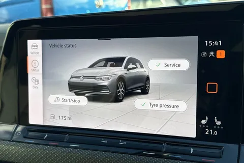 CX24WWJ Volkswagen Golf 1.5 eTSI 150 R-Line 5dr DSG ⭐Sunroof, Winter Pack, 18 Bergamo Alloys ⭐ Thumbnail #53