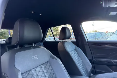 YT24MYC Volkswagen T-Roc 1.5 TSI R-Line 5dr DSG | Heated Seats | Navigation Thumbnail #25