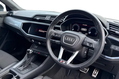 GF23ECV Audi Q3 1.5 TFSI CoD 35 S line S Tronic Euro 6 (s/s) 5dr Thumbnail #19