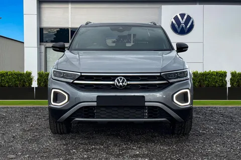 Volkswagen T-Roc 1.0 TSI Style Design Euro 6 (s/s) 5dr Thumbnail #6