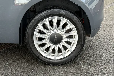 12 of 44 for FIAT 500 1.2 Lounge Euro 6 (s/s) 3dr