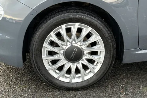 13 of 44 for FIAT 500 1.2 Lounge Euro 6 (s/s) 3dr