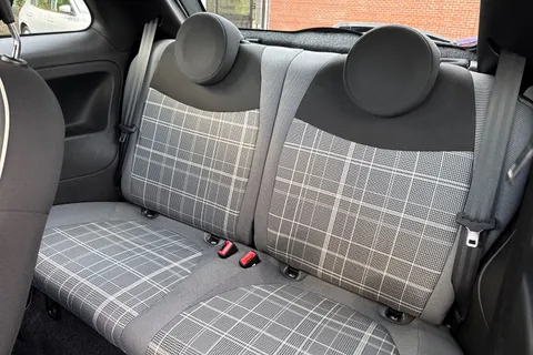 19 of 44 for FIAT 500 1.2 Lounge Euro 6 (s/s) 3dr