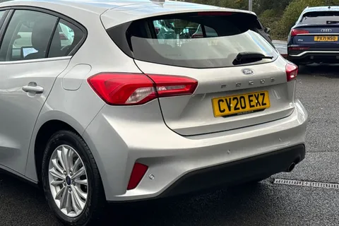 CV20EXZ Ford Focus 1.0T EcoBoost Titanium Euro 6 (s/s) 5dr Thumbnail #8