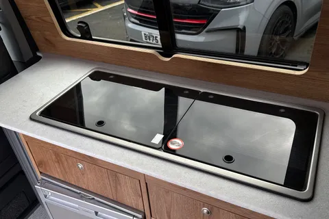 39 of 57 for Volkswagen Transporter 2.0 TDI 110 Highline Camper King 4 Berth Camper Conversion