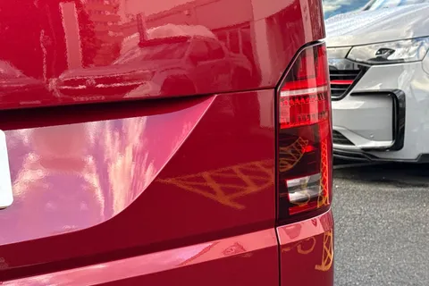 RK71VSG Volkswagen Transporter 2.0 TDI 110 Highline Camper King 4 Berth Camper Conversion Thumbnail #35