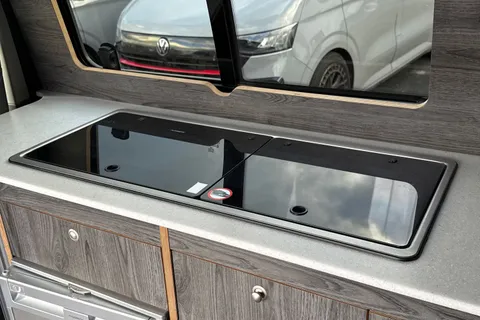 RK71VSG Volkswagen Transporter 2.0 TDI 110 Highline Camper King 4 Berth Camper Conversion Thumbnail #41
