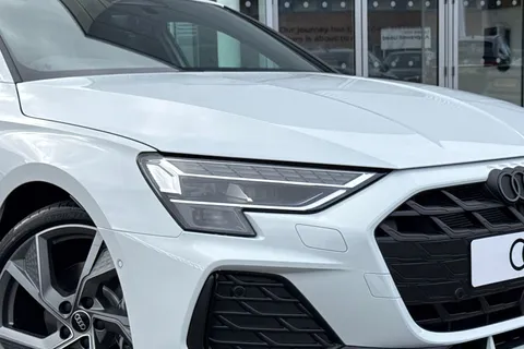  Audi A3 2.0 TDI Black Edition Sportback S Tronic Euro 6 (s/s) 5dr Thumbnail #8