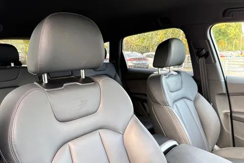 PJ25UOS Audi Q7 SUV  Black Edition 55 TFSI quattro 340 PS tiptronic Thumbnail #24