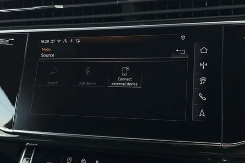 PJ25UOS Audi Q7 SUV  Black Edition 55 TFSI quattro 340 PS tiptronic Thumbnail #42