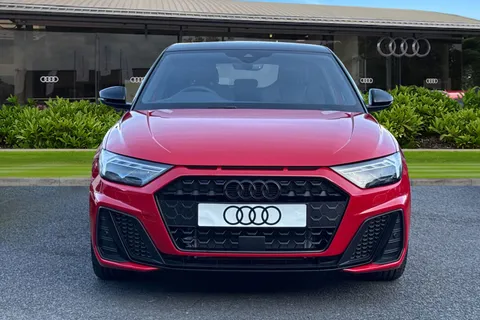  Audi A1 1.5 TFSI 35 Black Edition Sportback S Tronic Euro 6 (s/s) 5dr Thumbnail #6