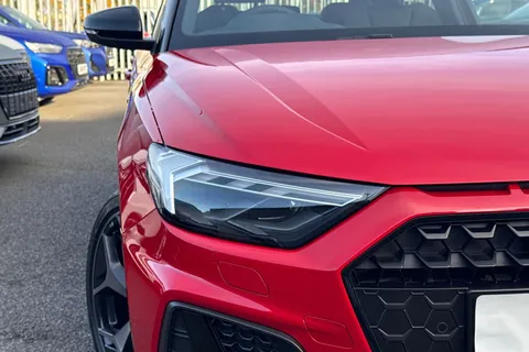  Audi A1 1.5 TFSI 35 Black Edition Sportback S Tronic Euro 6 (s/s) 5dr Thumbnail #9